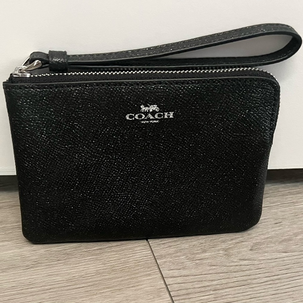 COACH leather corner zipper wristlet metallic black
